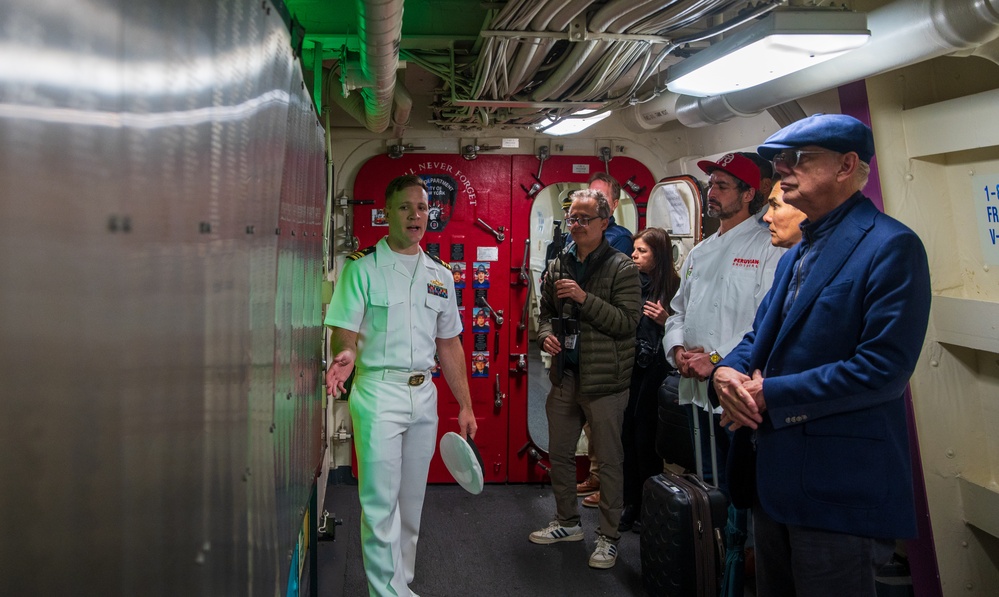 USS New York Hosts Peruvian superfood Breakfast