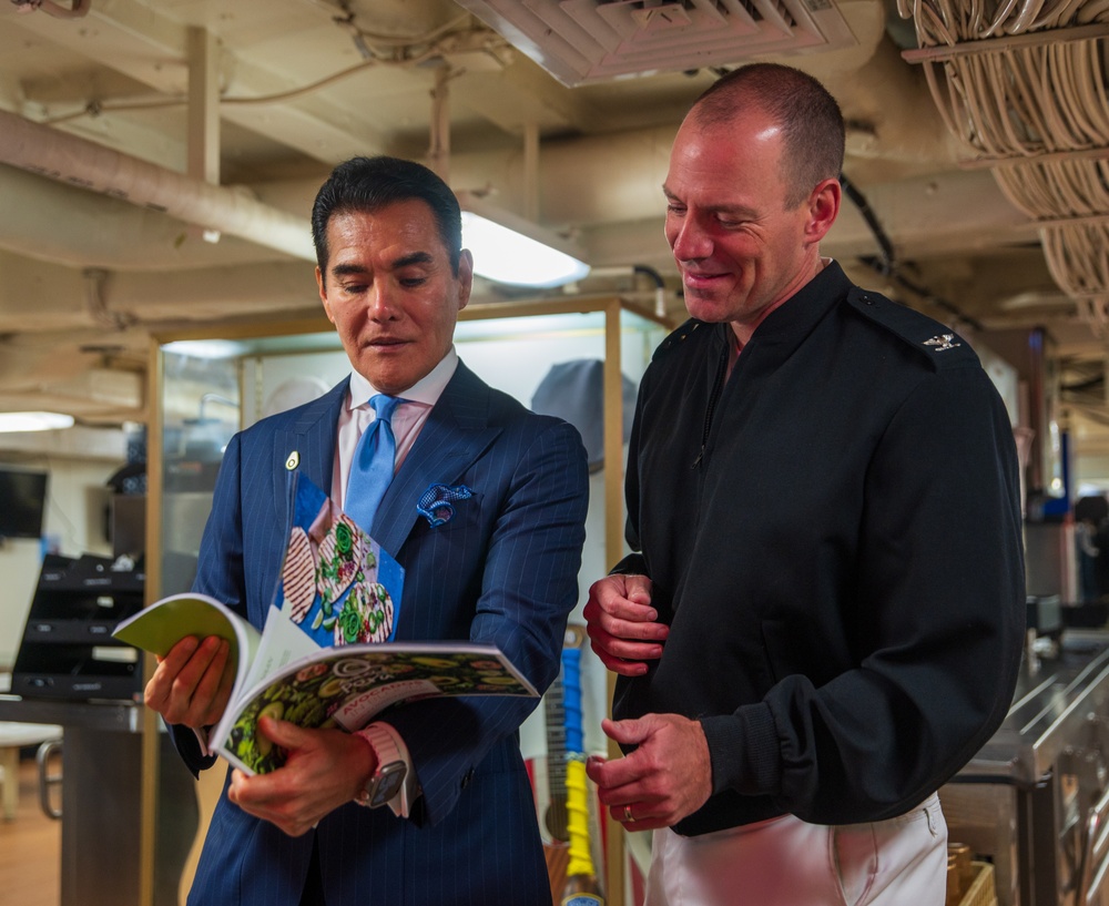 USS New York Hosts Peruvian superfood Breakfast