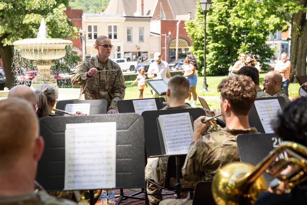 Kentucky Guard band supports Kentucky Historical Society Lafayetter Day