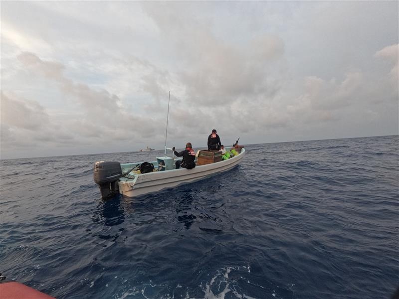 Coast Guard detains 4 Mexican fishermen, seizes 200 pounds of illegally caught fish off Texas coast