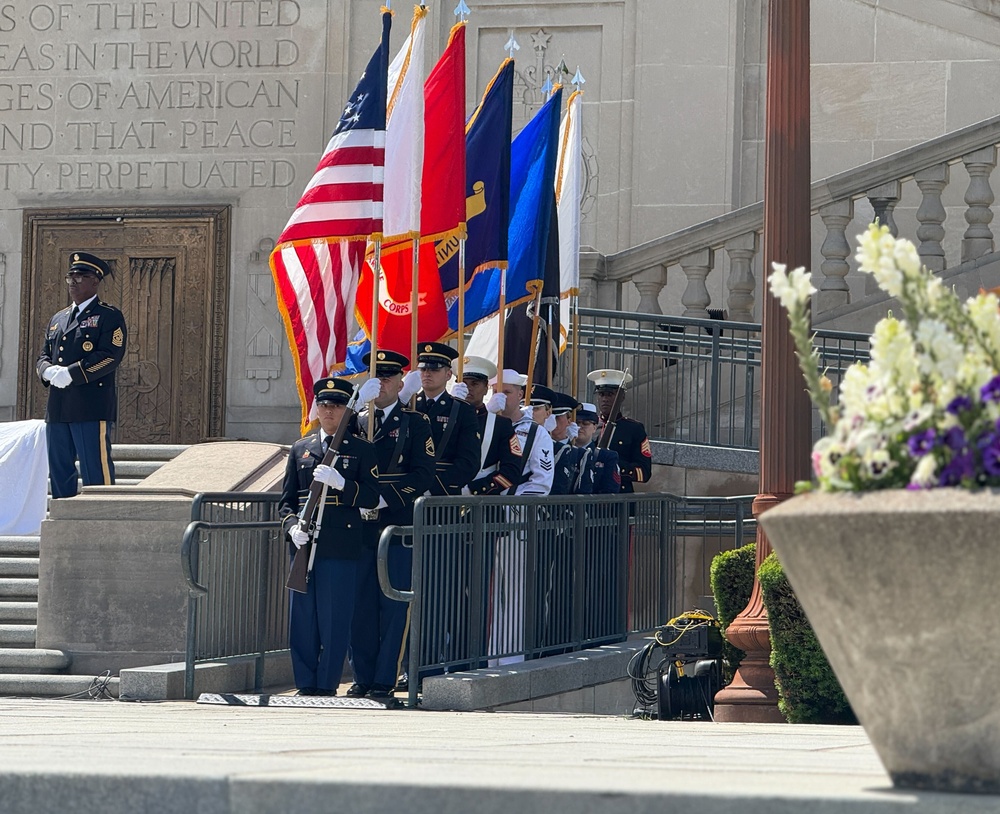 In Their Honor: Gold Star Families Gather at the Indiana War Memorial