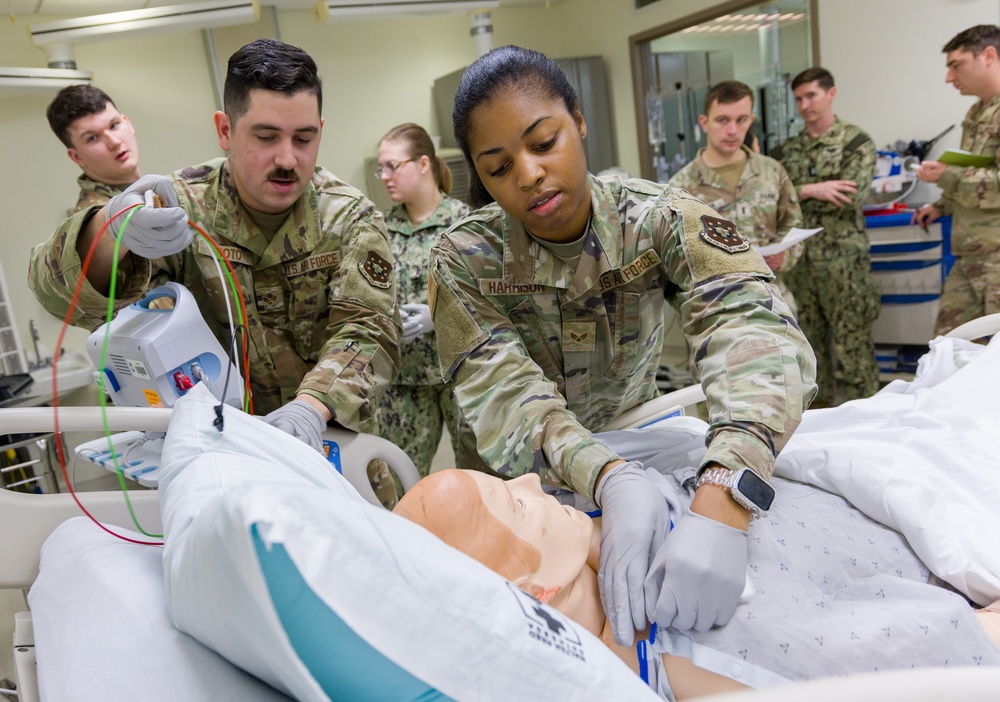 CCND Enlisted Complete Weeklong Critical Care Training