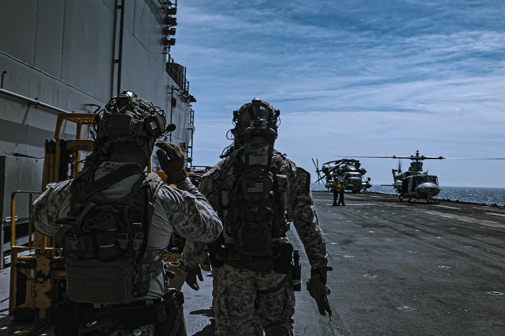 22nd MEU | MSPF Conducts Maritime Interception Operations During ARGMEUEX