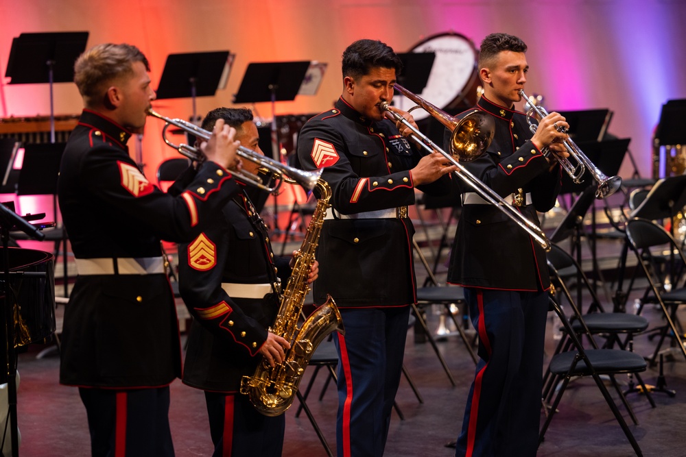 1st MARDIV Band Performs at Cité de la Musique et de la Danse de Soissons, France
