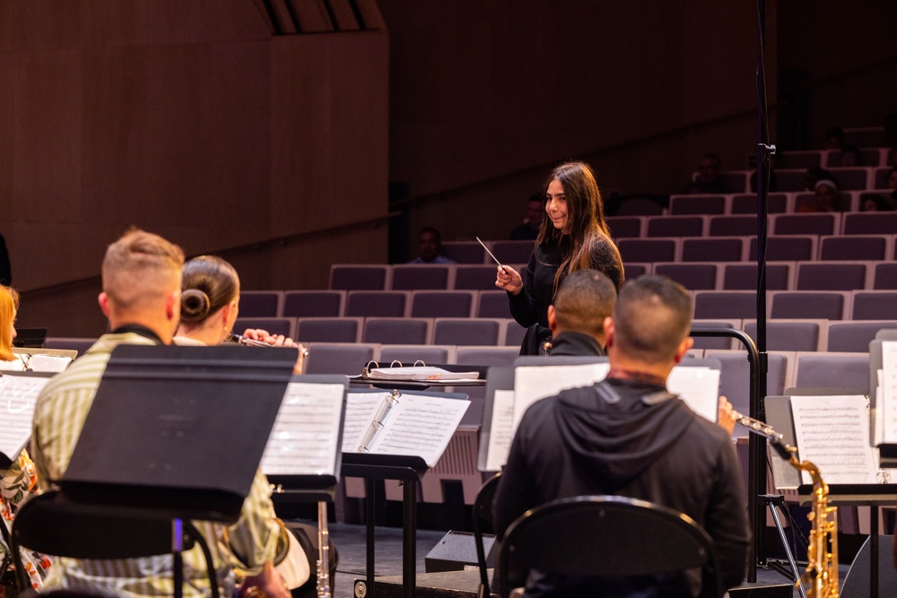 1st MARDIV Band Performs at Cité de la Musique et de la Danse de Soissons, France