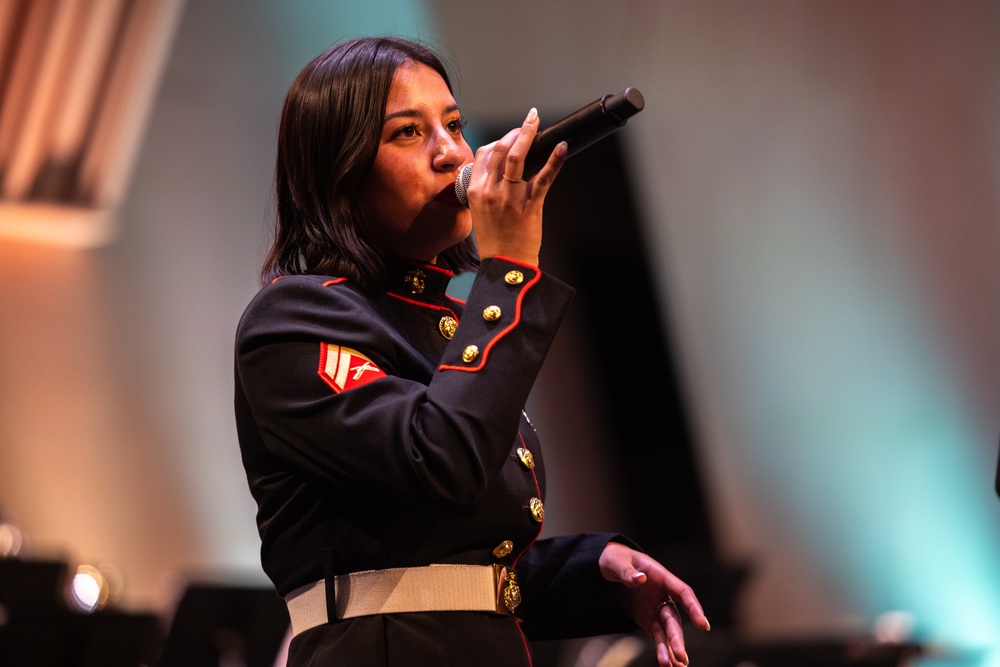 1st MARDIV Band Performs at Cité de la Musique et de la Danse de Soissons, France