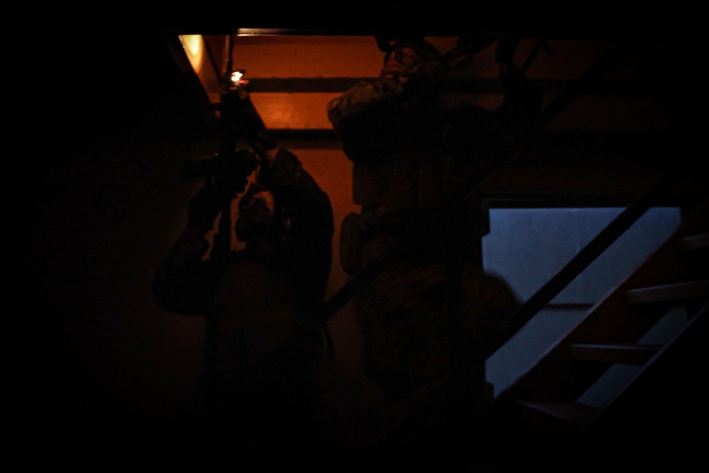 22nd MEU | BLT 3/6 Conducts Raid from USS Iwo Jima
