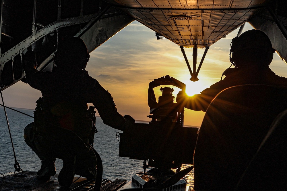 22nd MEU | BLT 3/6 Conducts Raid from USS Iwo Jima