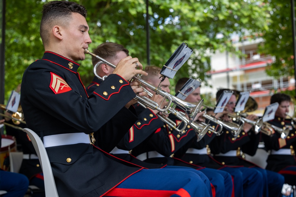 1st MARDIV Band Performs at Chateau-Thierry, France