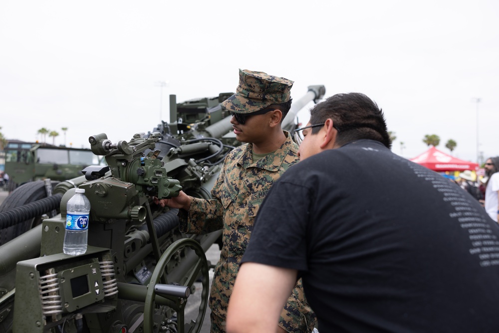 Marines, Sailors display equipment, capabilities during LA Fleet Week