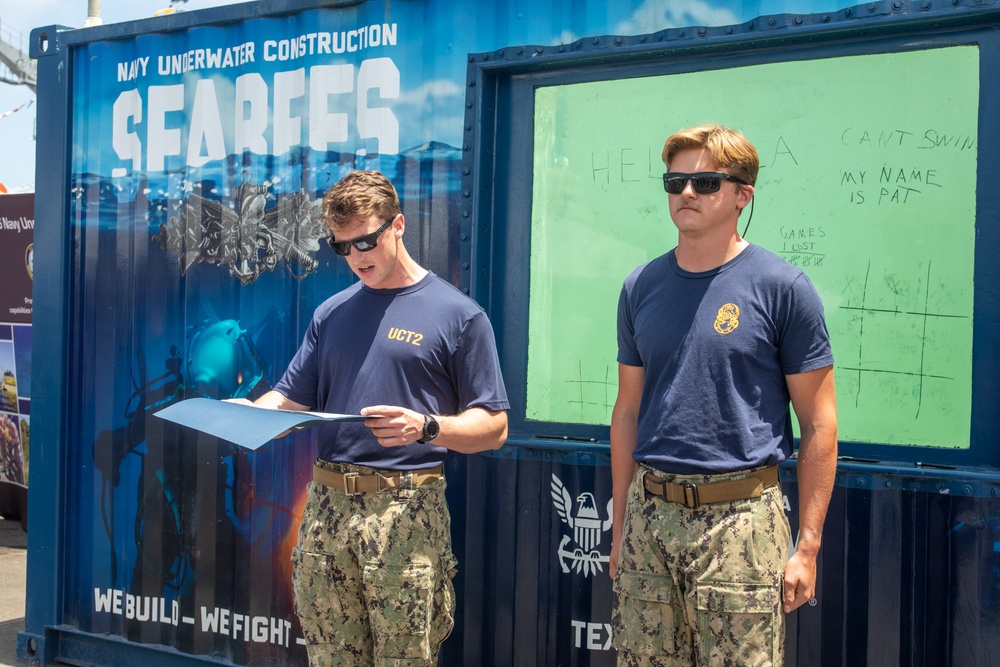 EA2 Baker Reenlists Underwater During Fleet Week 2025