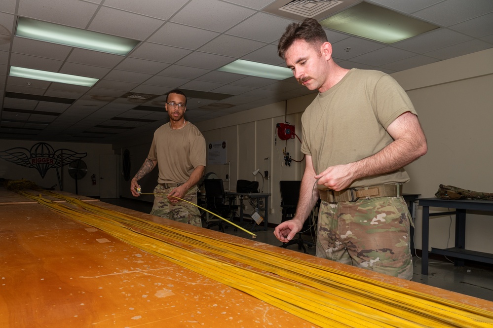 Barksdale B-52s arrive to Andersen Air Force Base for Bomber Task Force Mission