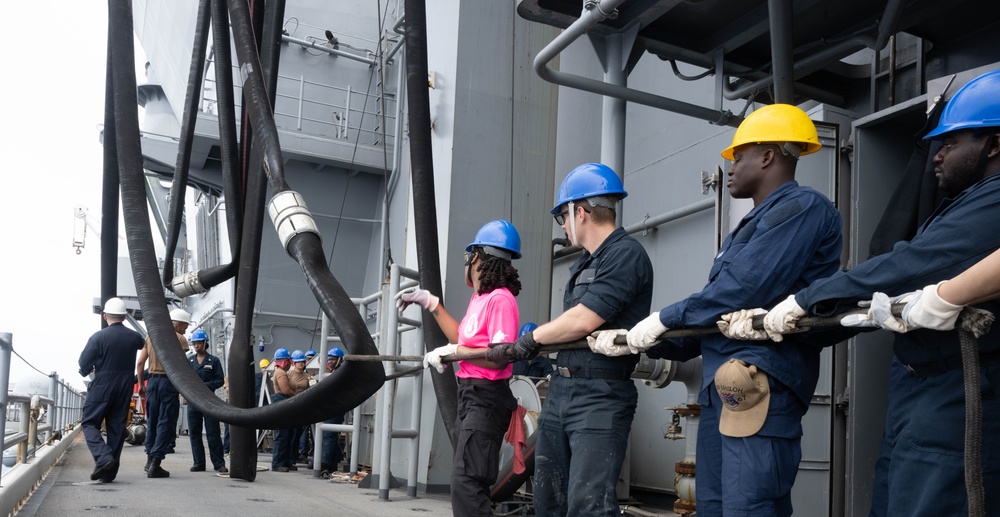 USS America (LHA 6) Conducts Fueling at Sea Training