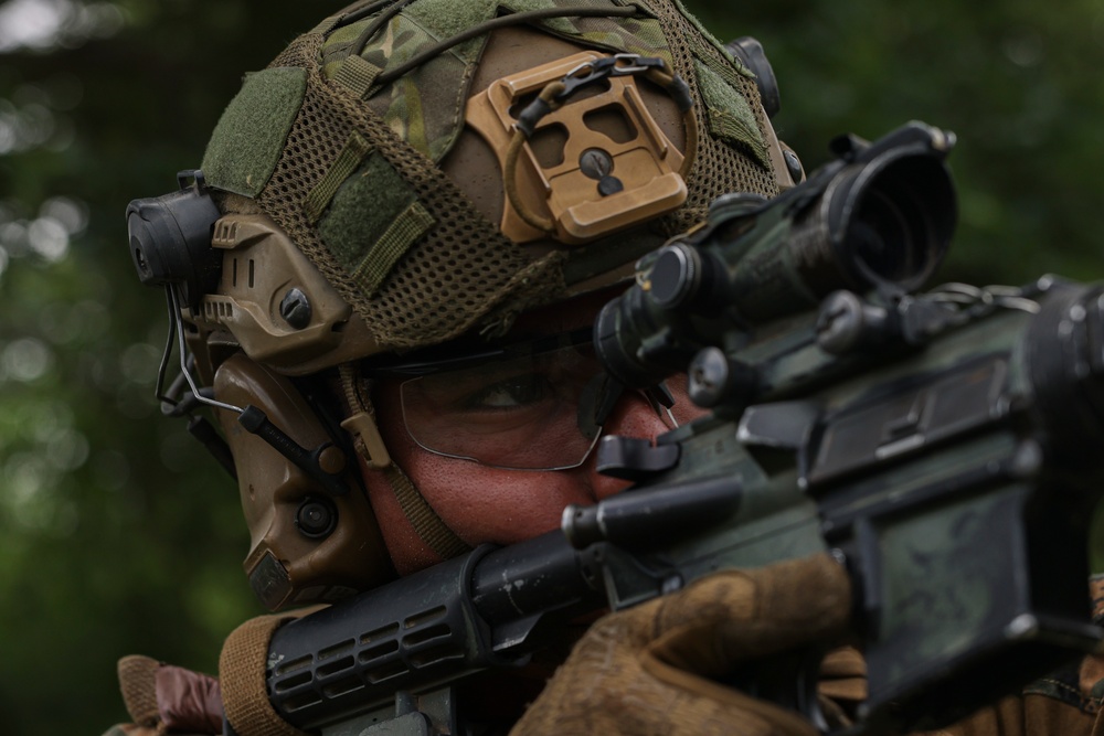 KAMANDAG 9: 3d LCT conducts point man course