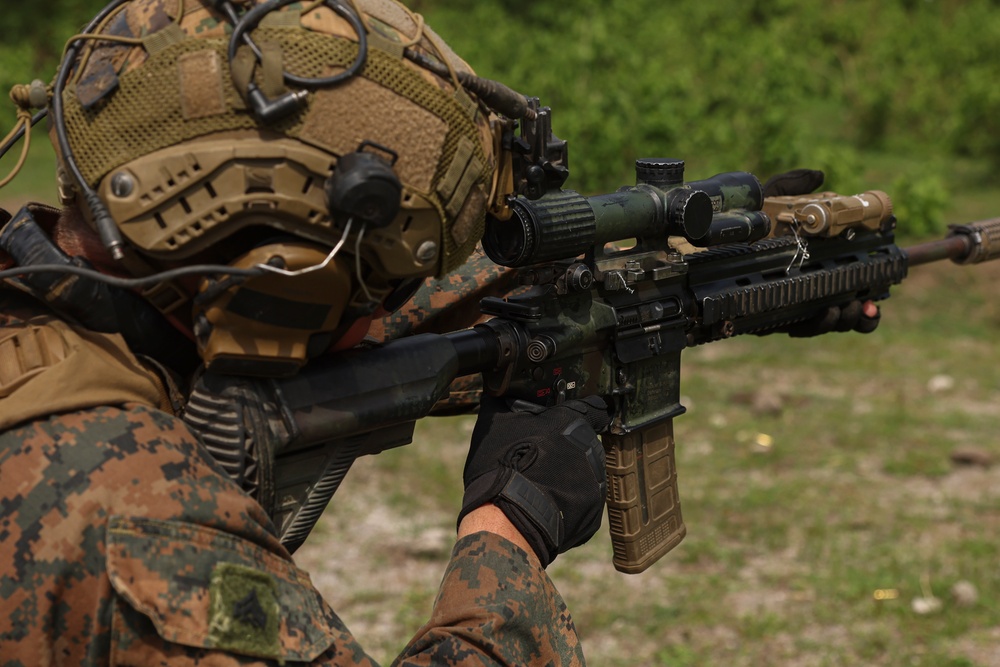KAMANDAG 9: 3d LCT conducts point man course
