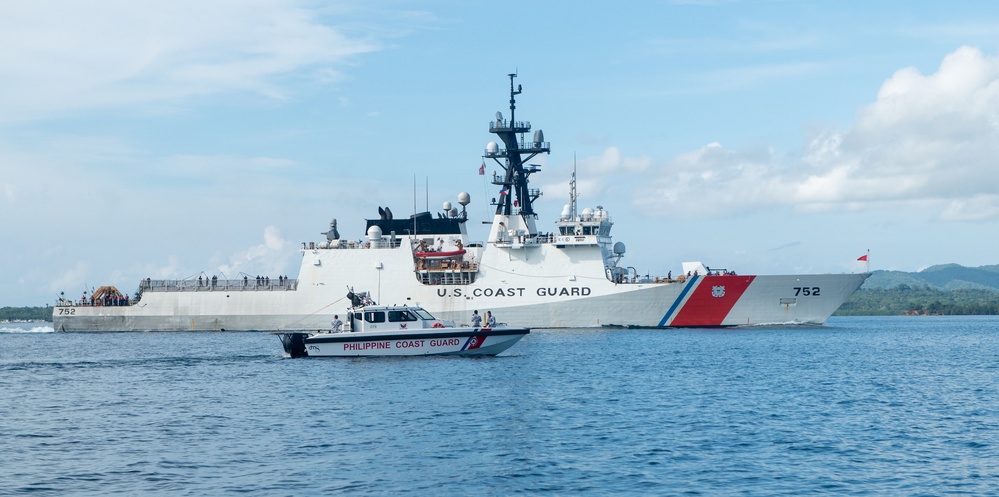 U.S. Coast Guard Cutter Stratton arrives in Puerto Princesa, Philippines for their Indo-Pacific patrol