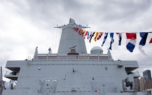 Girl Scouts Heart of the Hudson Tour The USS New York