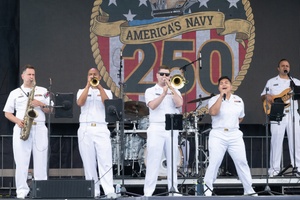 AFN INCIRLIK RADIO NEWSCAST: U.S. Air Force bands performance