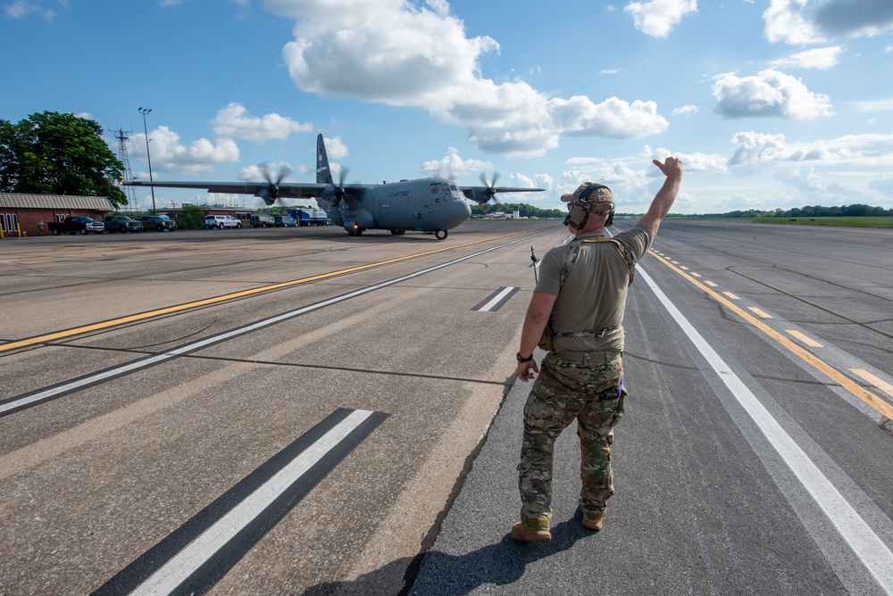 Kentucky Air Guard stages earthquake-response exercise