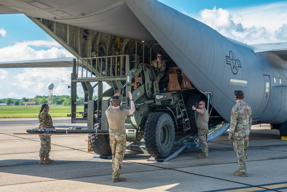 Kentucky Air Guard stages earthquake-response exercise