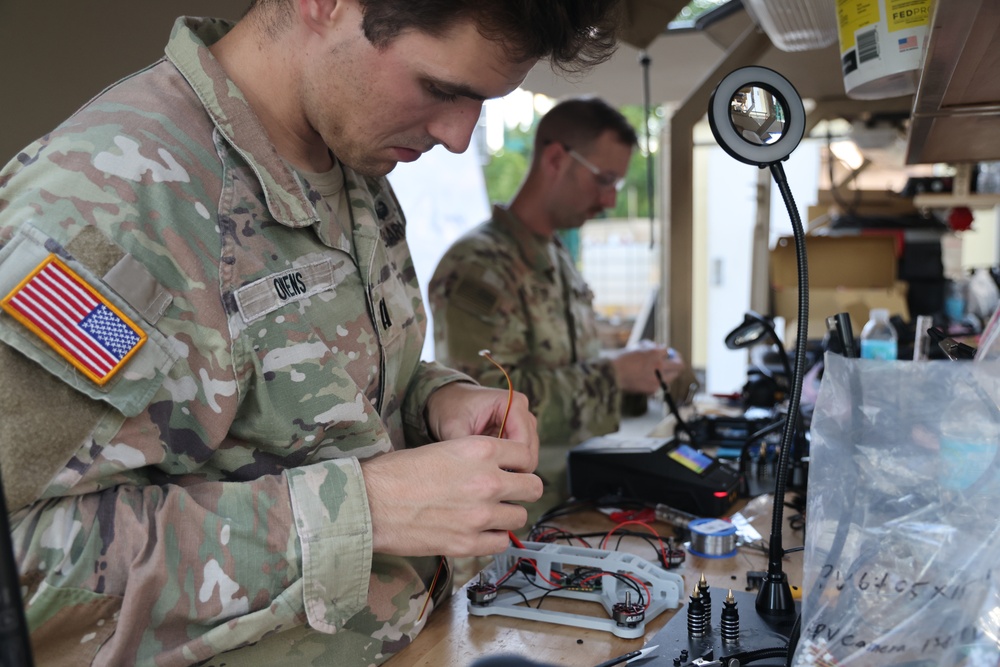 25th Infantry Division Assembles FPV Drones in the Philippines to Boost Indo-Pacific Agility