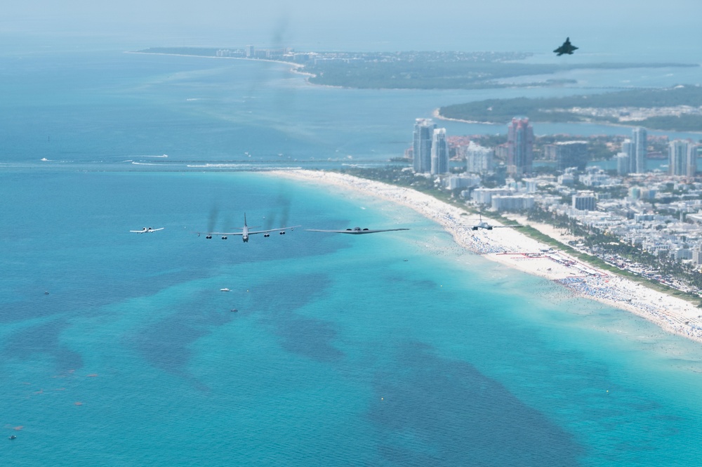 Freedom Flyover during Hyundai Air and Sea Show at Miami Beach
