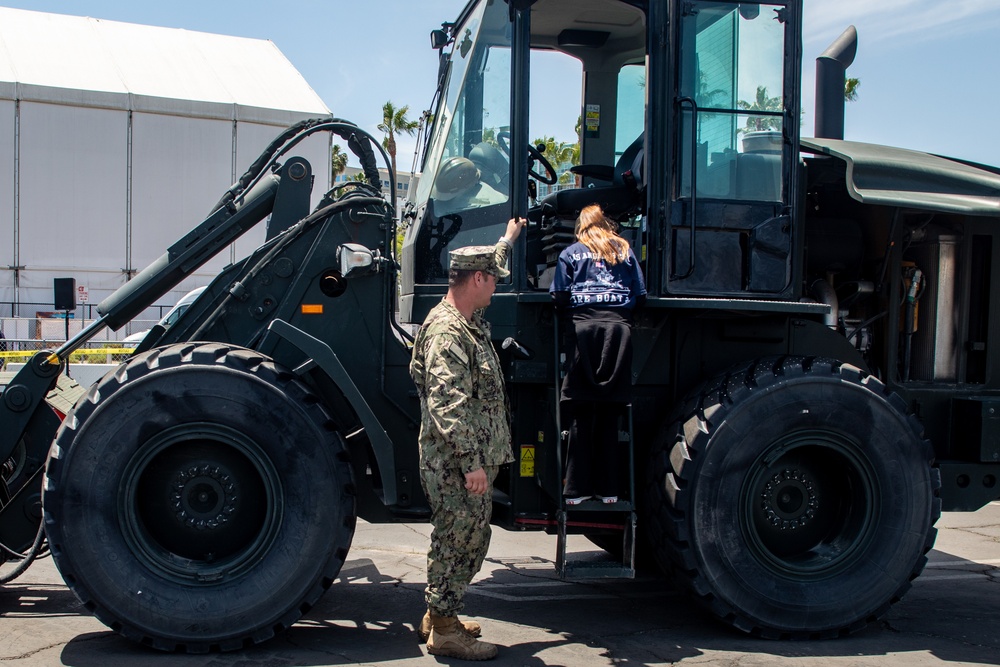 NMCB 4 Seabees at Los Angeles Fleet Week 2025
