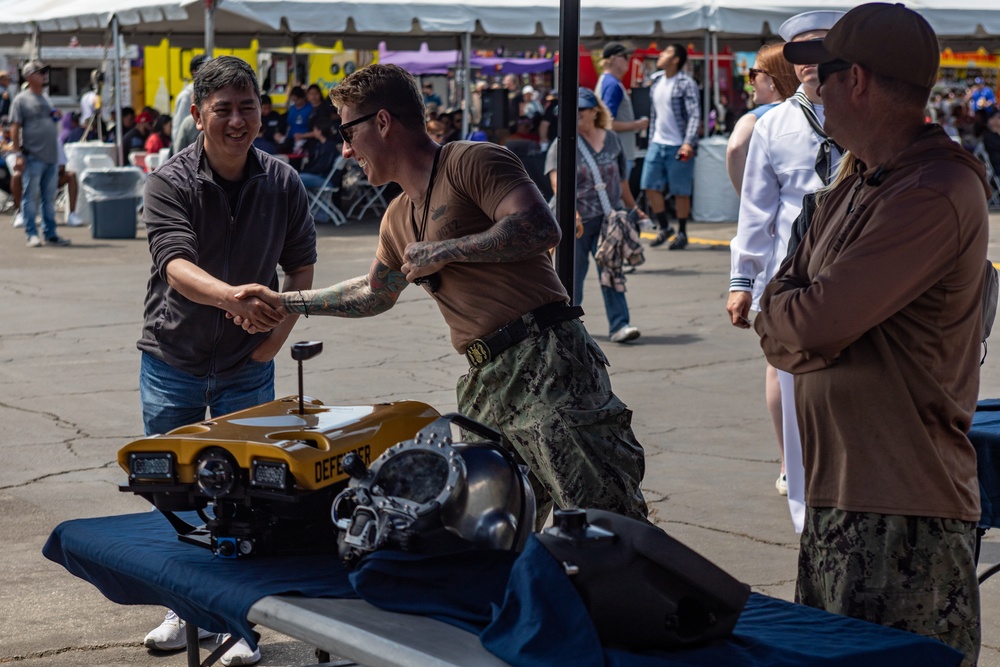 UCT-2 Seabees at Los Angeles Fleet Week