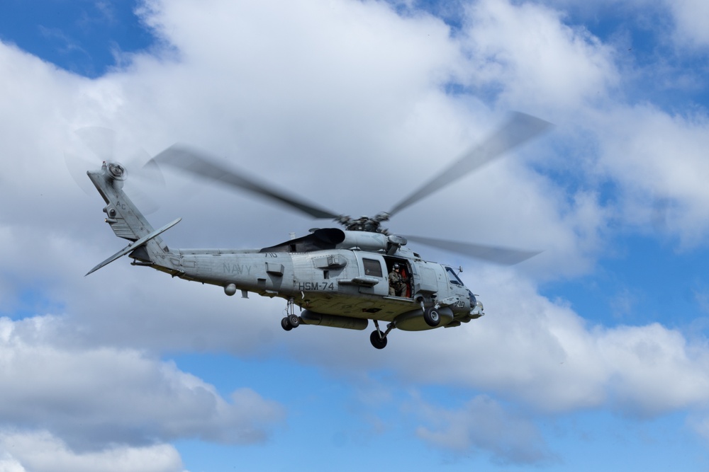 FWNY 2025: Eisenhower Park Aviation Static Display Event