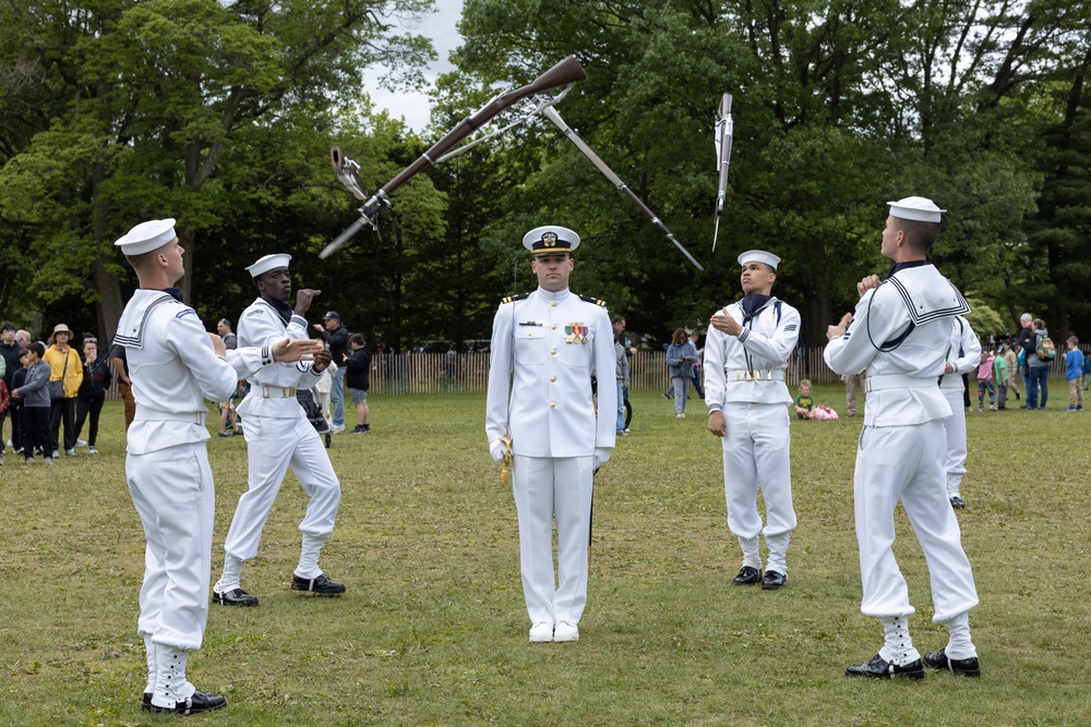 FWNY 2025: Eisenhower Park Aviation Static Display Event
