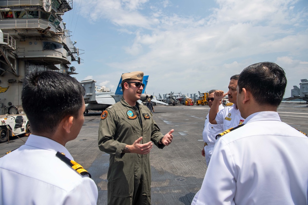 Royal Malaysian Navy Officers Visit the USS Nimitz