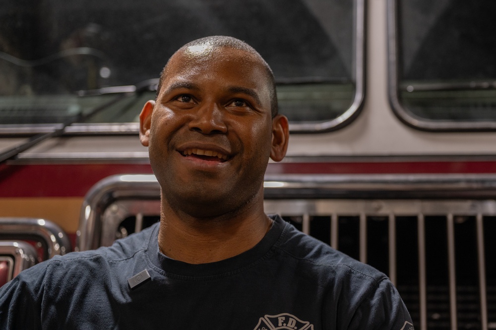 FWNY25: FDNY Engine 54, Ladder 4, Battalion 9, host's dinner for U.S. Marines