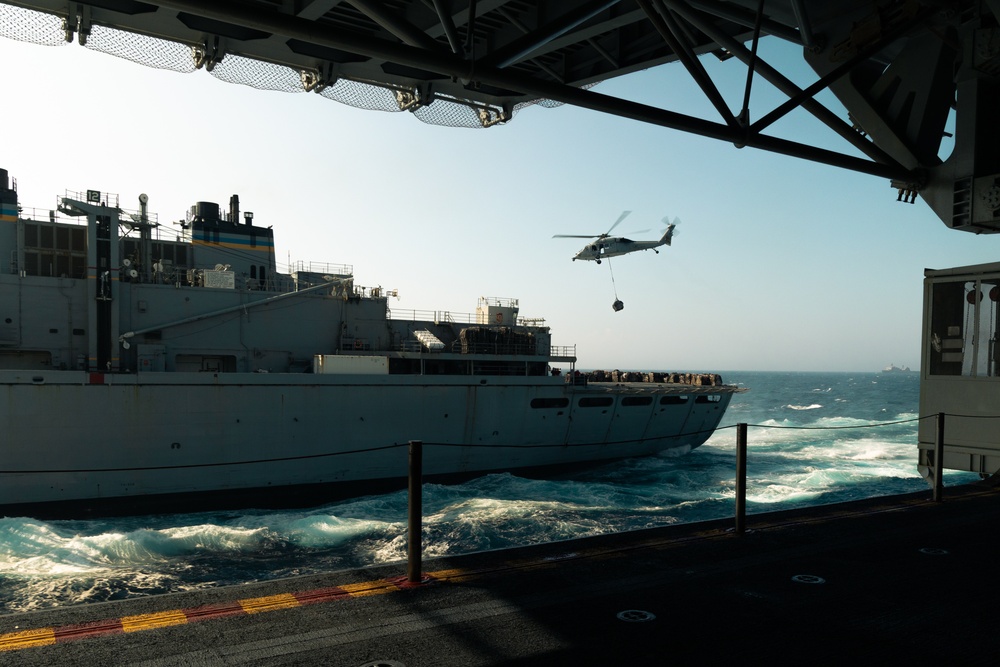 22nd MEU | Resupply at Sea During ARGMUEX