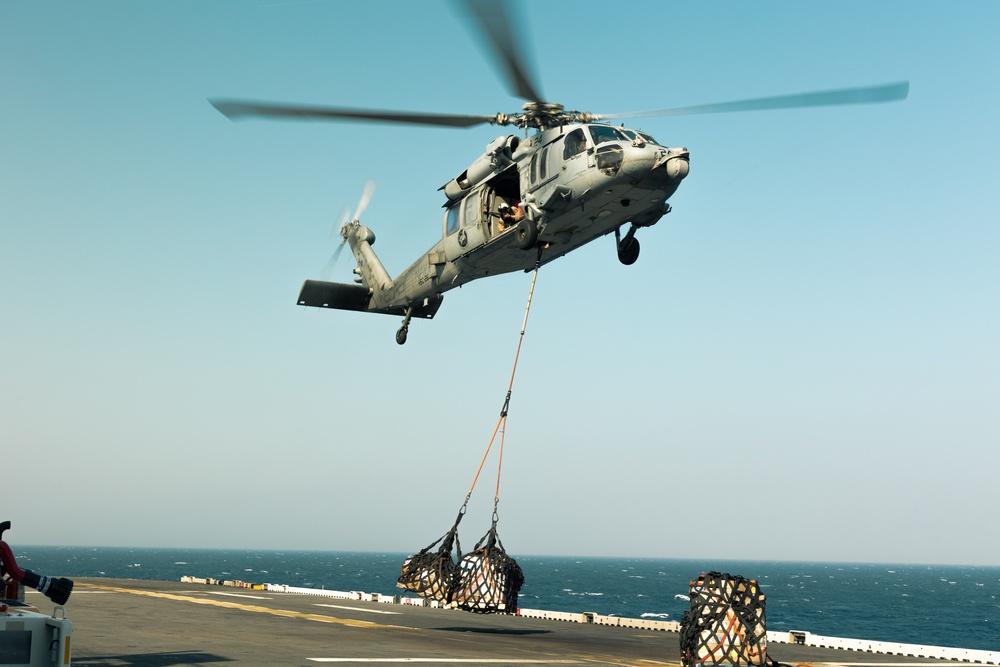 22nd MEU | Resupply at Sea During ARGMUEX
