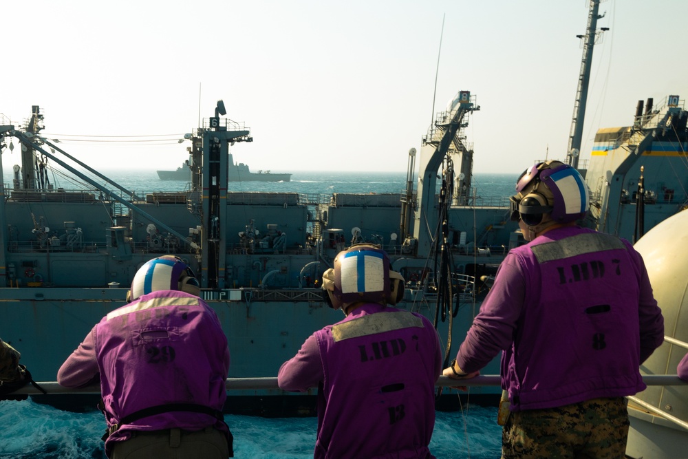 22nd MEU | Resupply at Sea During ARGMUEX