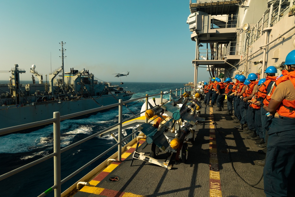 22nd MEU | Resupply at Sea During ARGMUEX