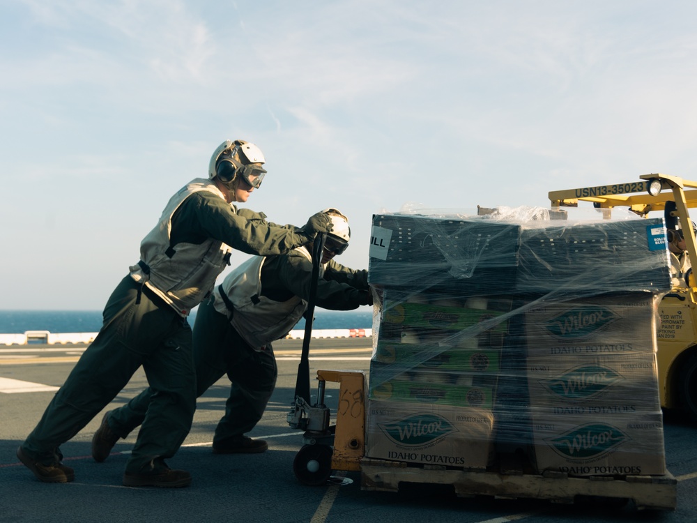 22nd MEU | Resupply at Sea During ARGMUEX