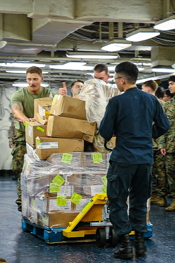22nd MEU | Resupply at Sea During ARGMUEX