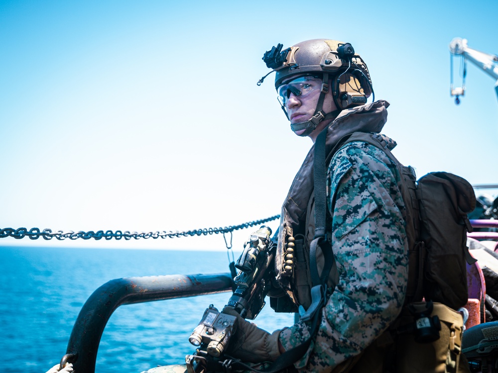 22nd MEU | Defense of the Amphibious Task Force During ARGMUEX