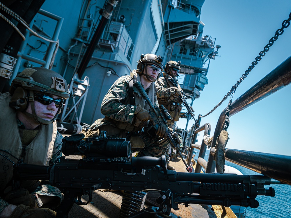 22nd MEU | Defense of the Amphibious Task Force During ARGMUEX