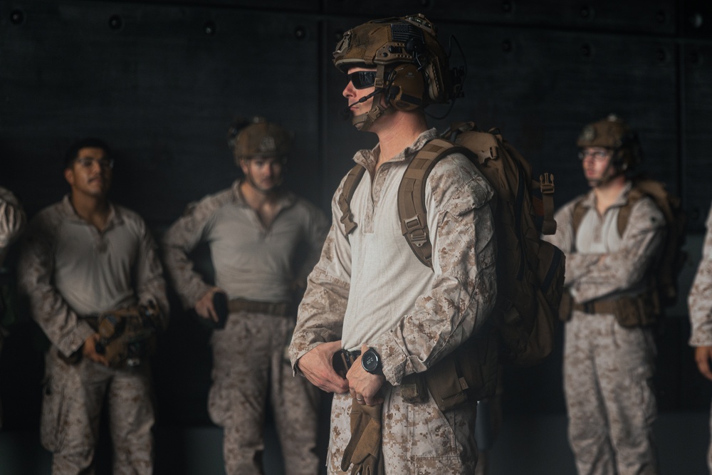 22nd MEU | Dual-Launch Small Boat Operations aboard USS San Antonio