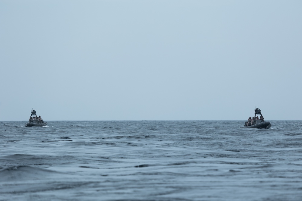 22nd MEU | Dual-Launch Small Boat Operations aboard USS San Antonio