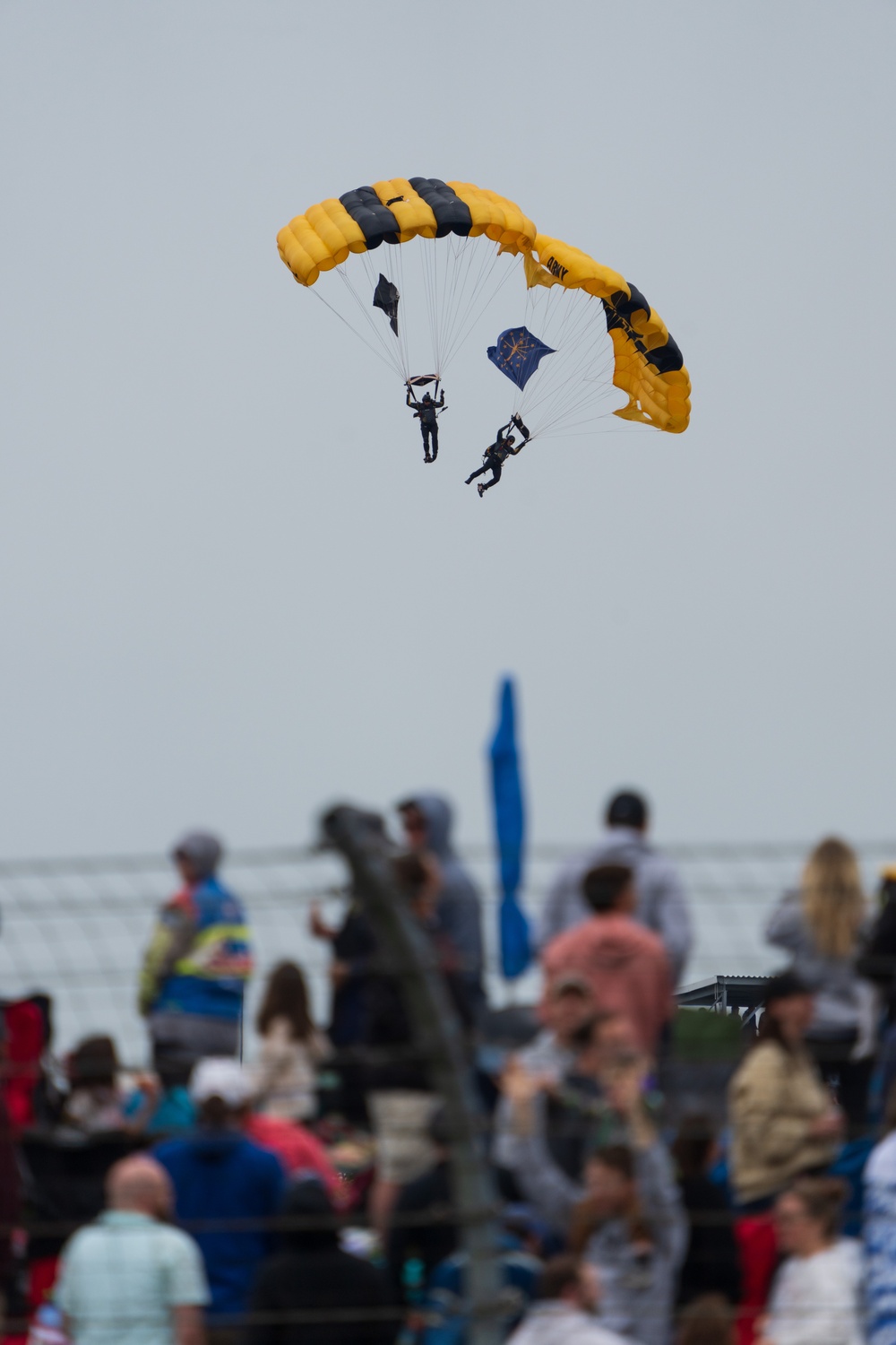 U.S. Army Parachute Team jumps in to Indy 500 pre-race