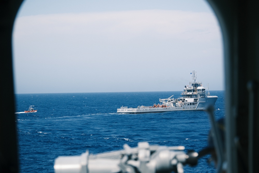 US Navy, US Marine Corps and US Coast Guard conduct integrated joint training at sea