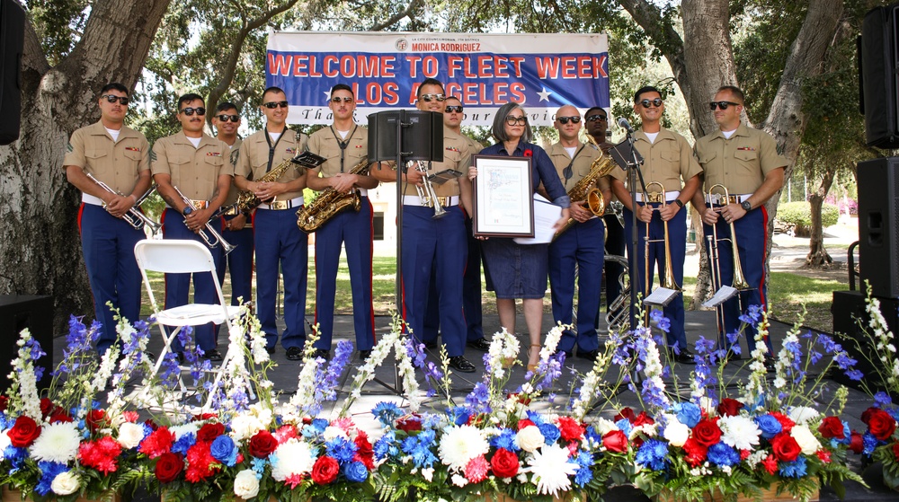 U.S. Service Members Attend Mission Hills Memorial Day Event