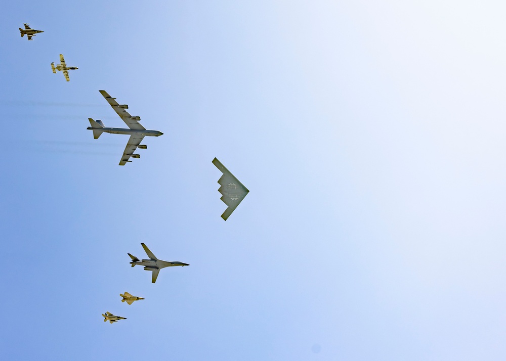 F-22 Demo Team Boosts Recruiting Efforts at Miami Air Show