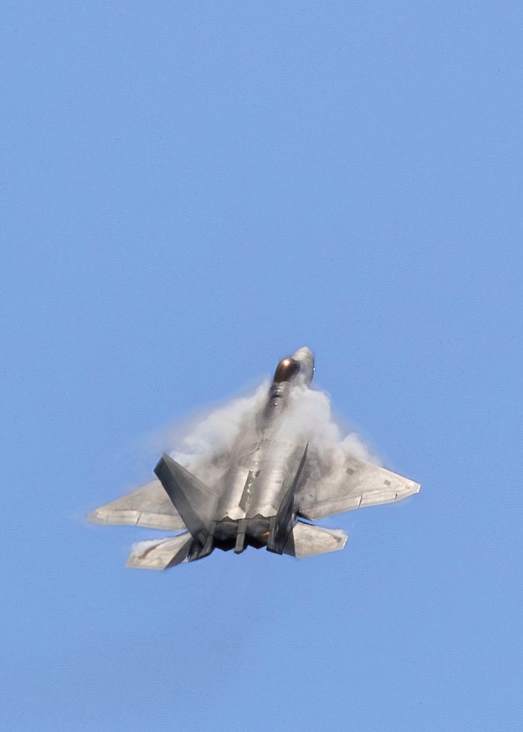 F-22 Demo Team Boosts Recruiting Efforts at Miami Air Show