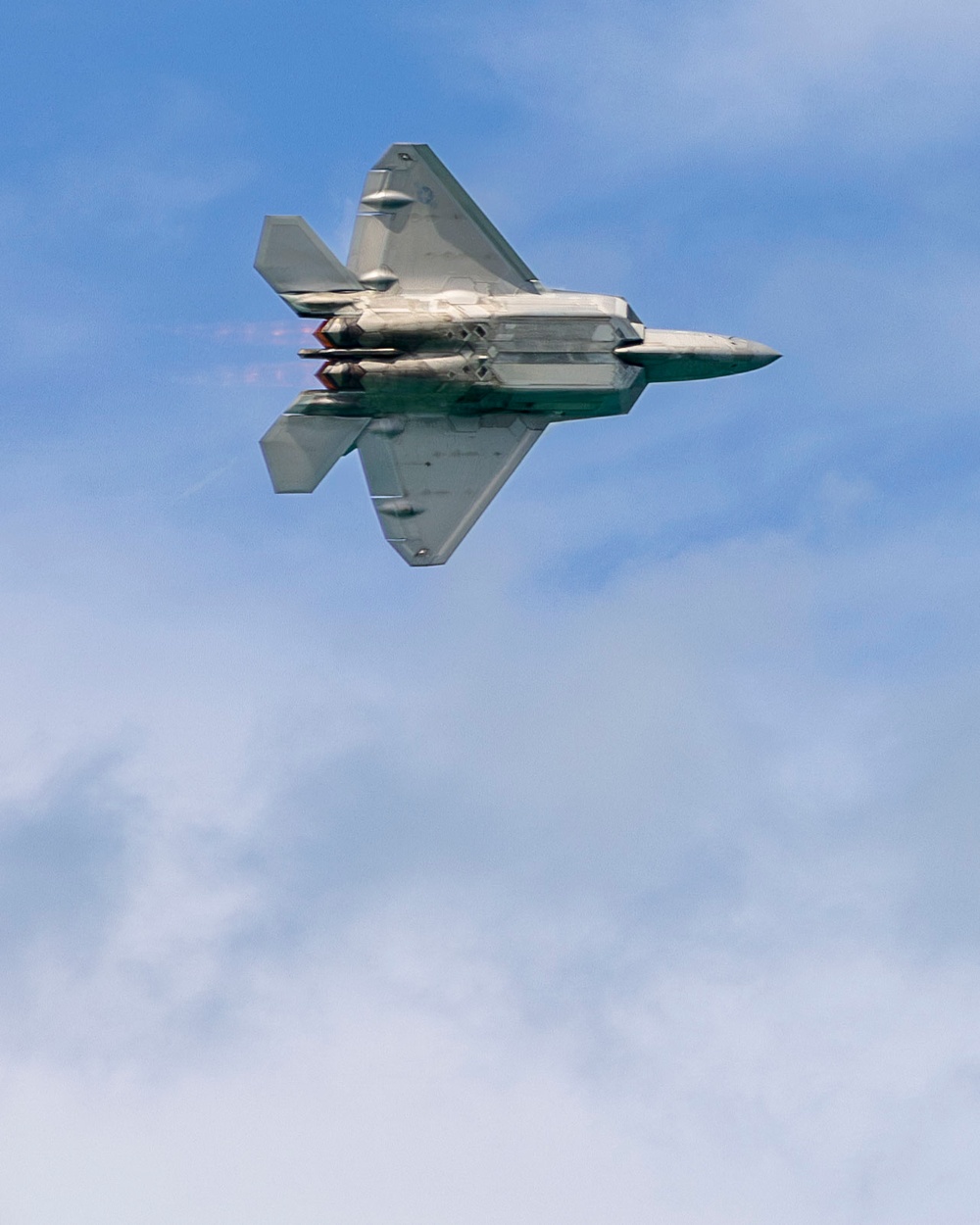 F-22 Demo Team Boosts Recruiting Efforts at Miami Air Show