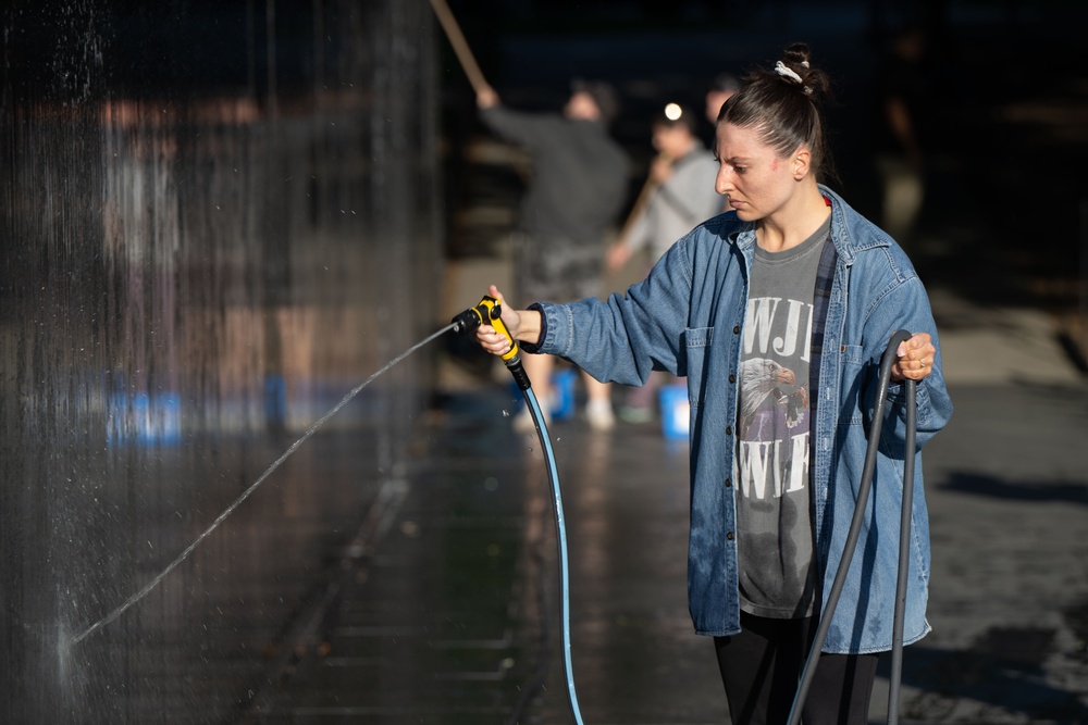 SD Washes Korean War Veterans Memorial