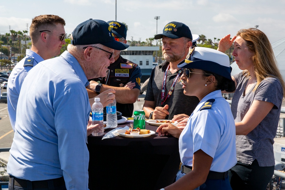 Surface Navy Association Battleship Iowa Chapter holds a gathering during LA Fleet Week
